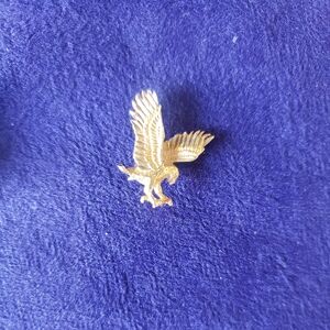 10K Solid Gold Eagle Tie Tack, Hat or Lapel Pin. 